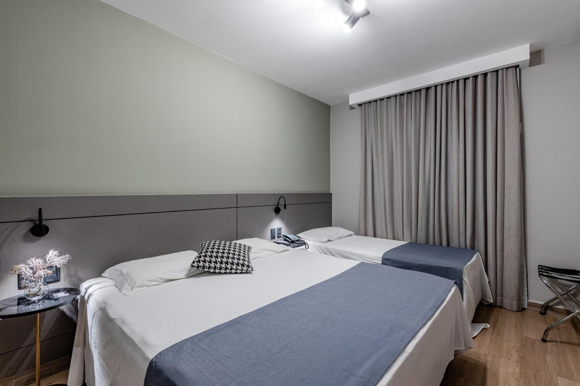 Deluxe Triple Room 1 Double Bed 1 Single Bed,1681733998:JPEG